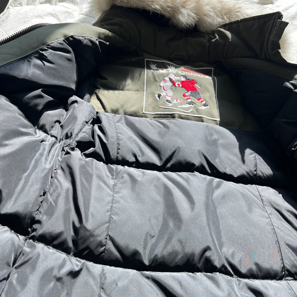 Authentic Moose Knuckles - Picture 5 of 15